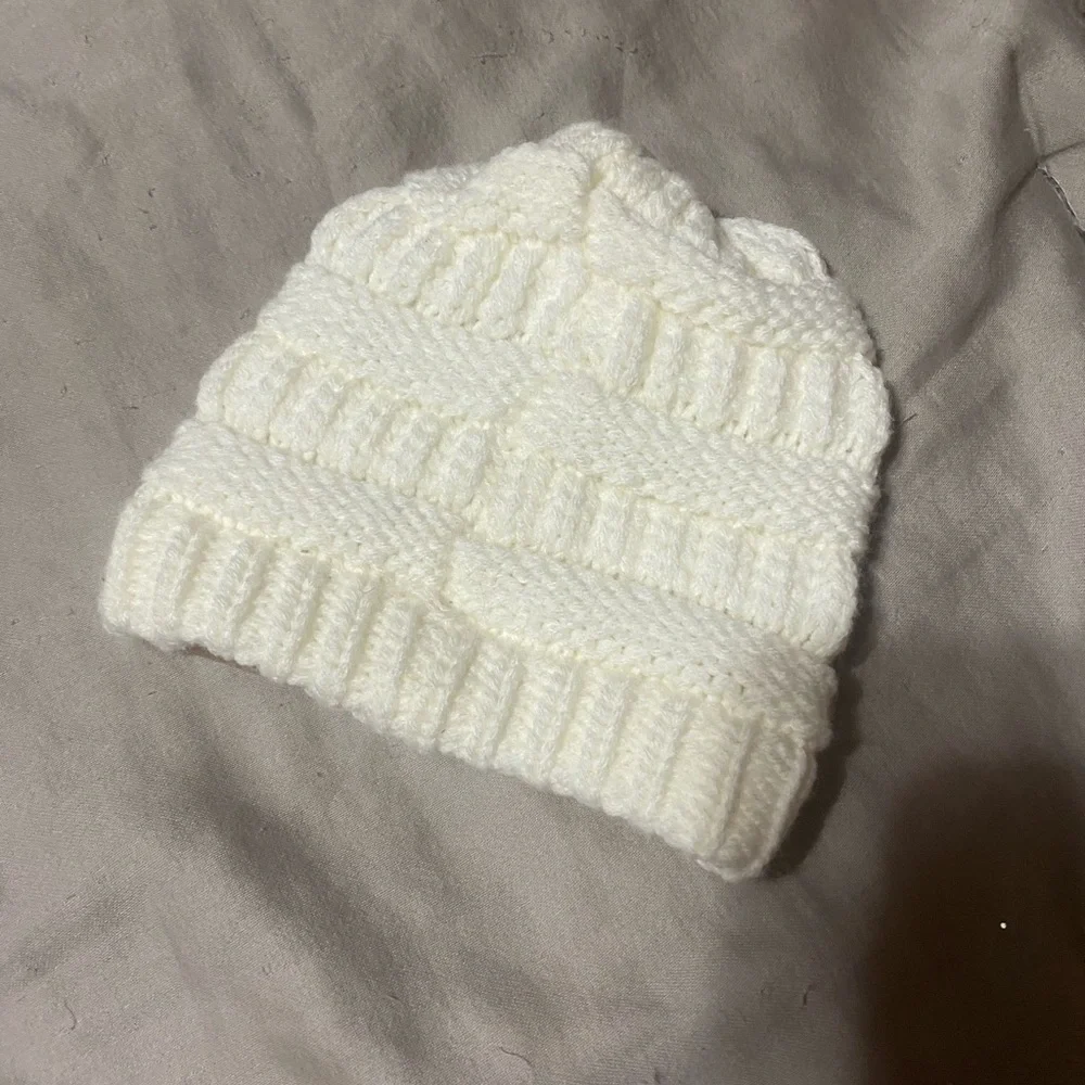 Keababies Ivory Knit‎ Hat for Baby- NWOT